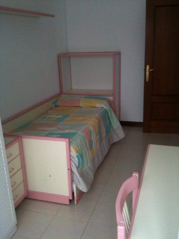 Habitaciones Lopez Azcona Noja Kültér fotó