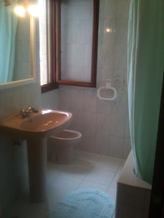 Habitaciones Lopez Azcona Noja Kültér fotó