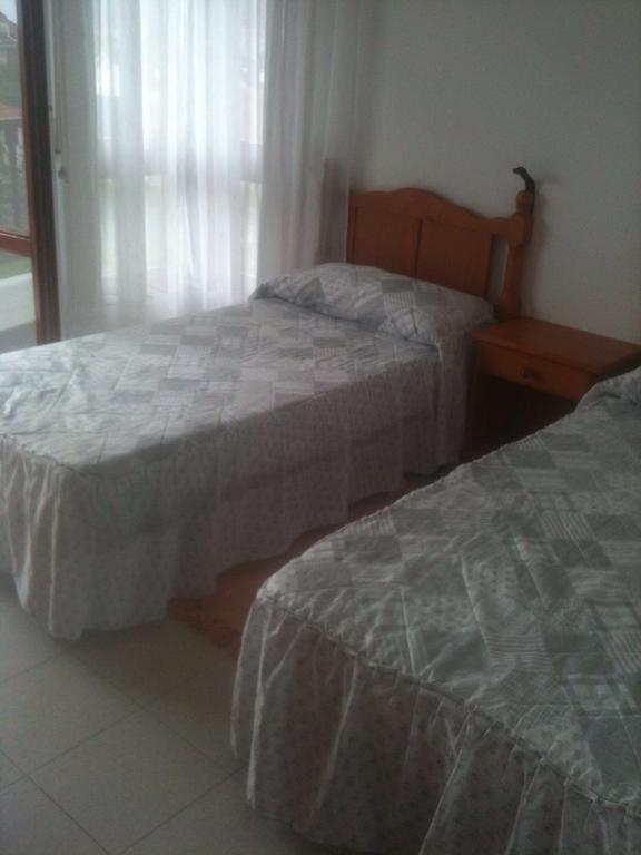Habitaciones Lopez Azcona Noja Kültér fotó